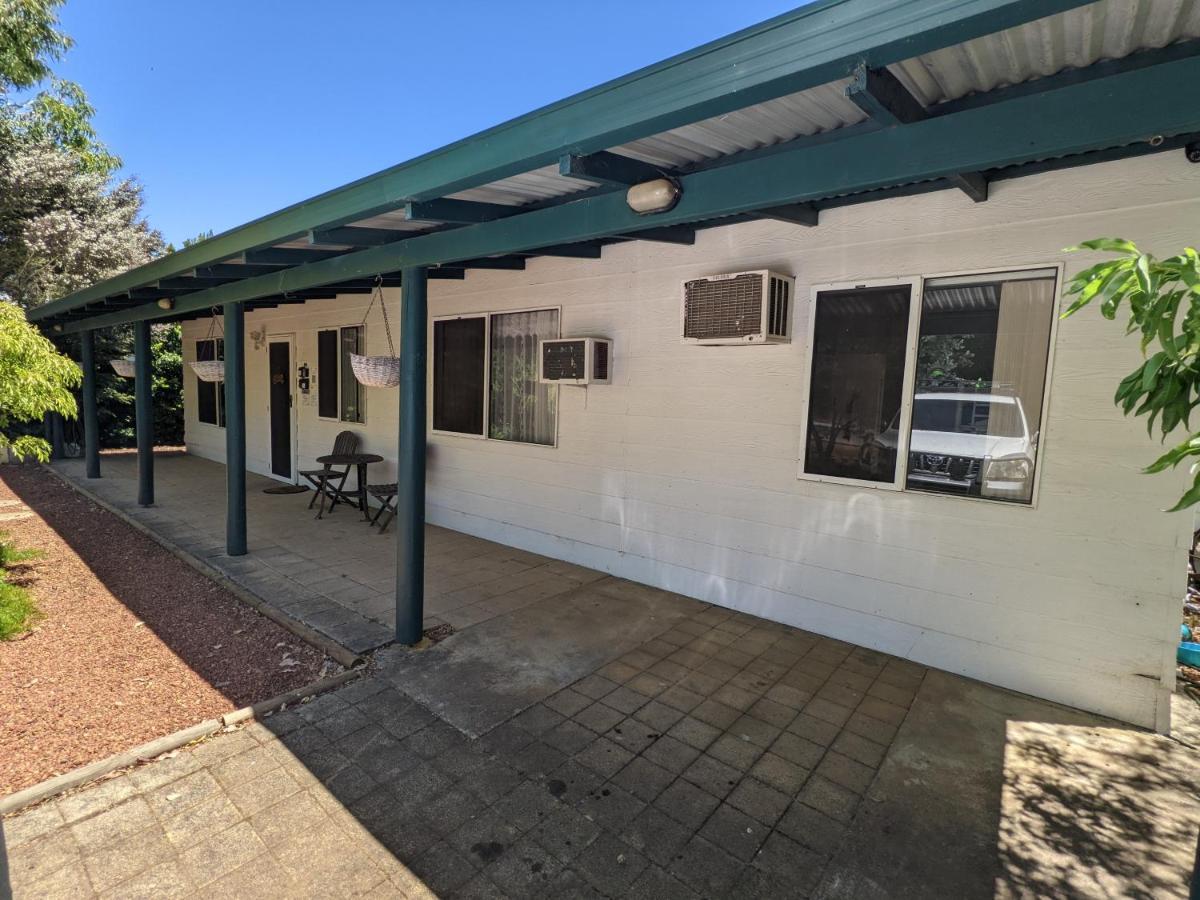 The Cottage On George Street Jarrahdale Экстерьер фото